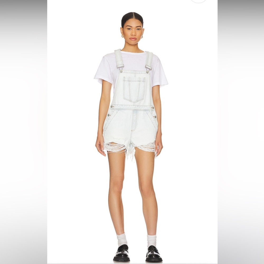Blank NYC Overall Shorts - white, 26